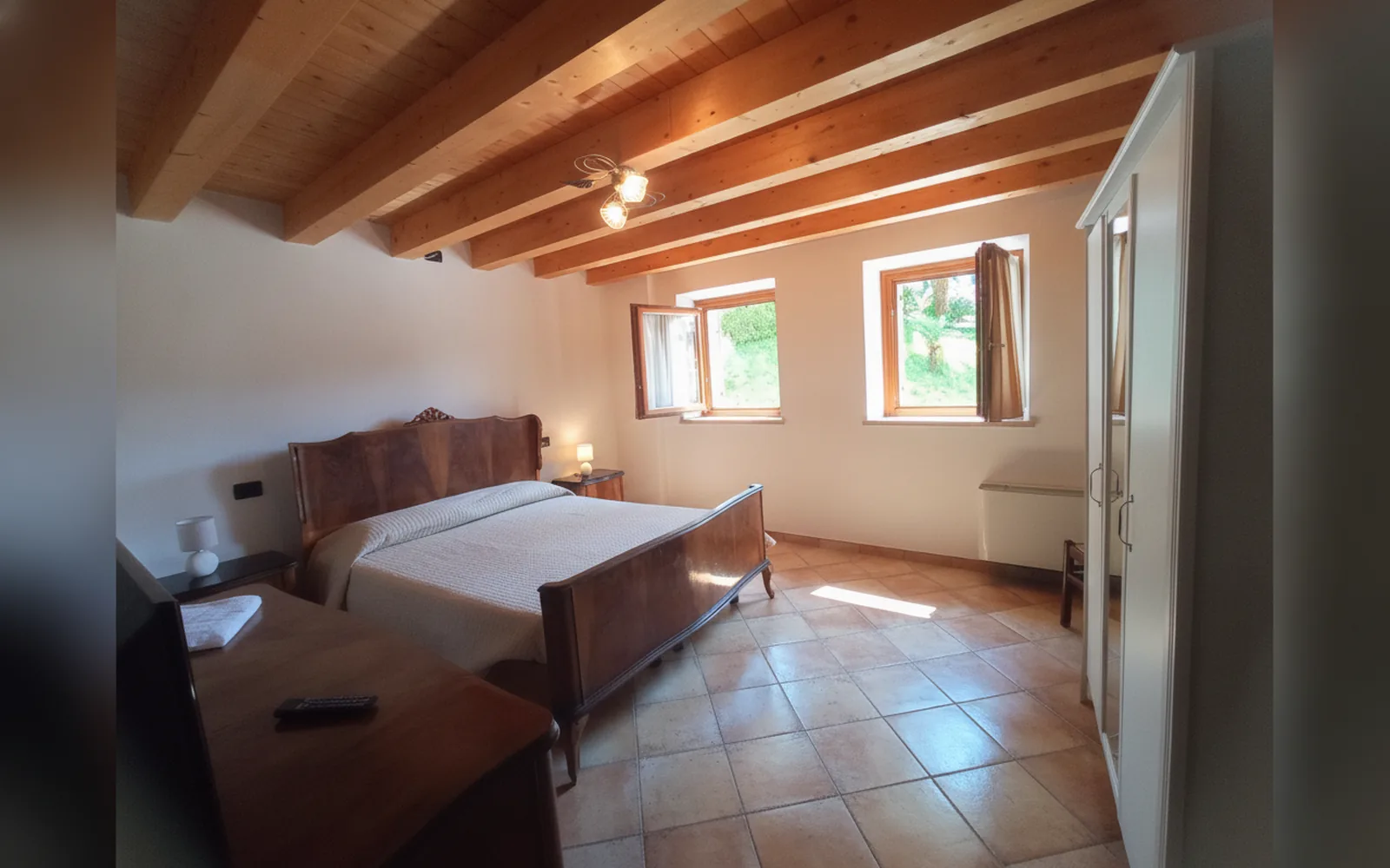 Camera con bagno privato — Agriturismo Corte Maccini, Verona (foto 18)