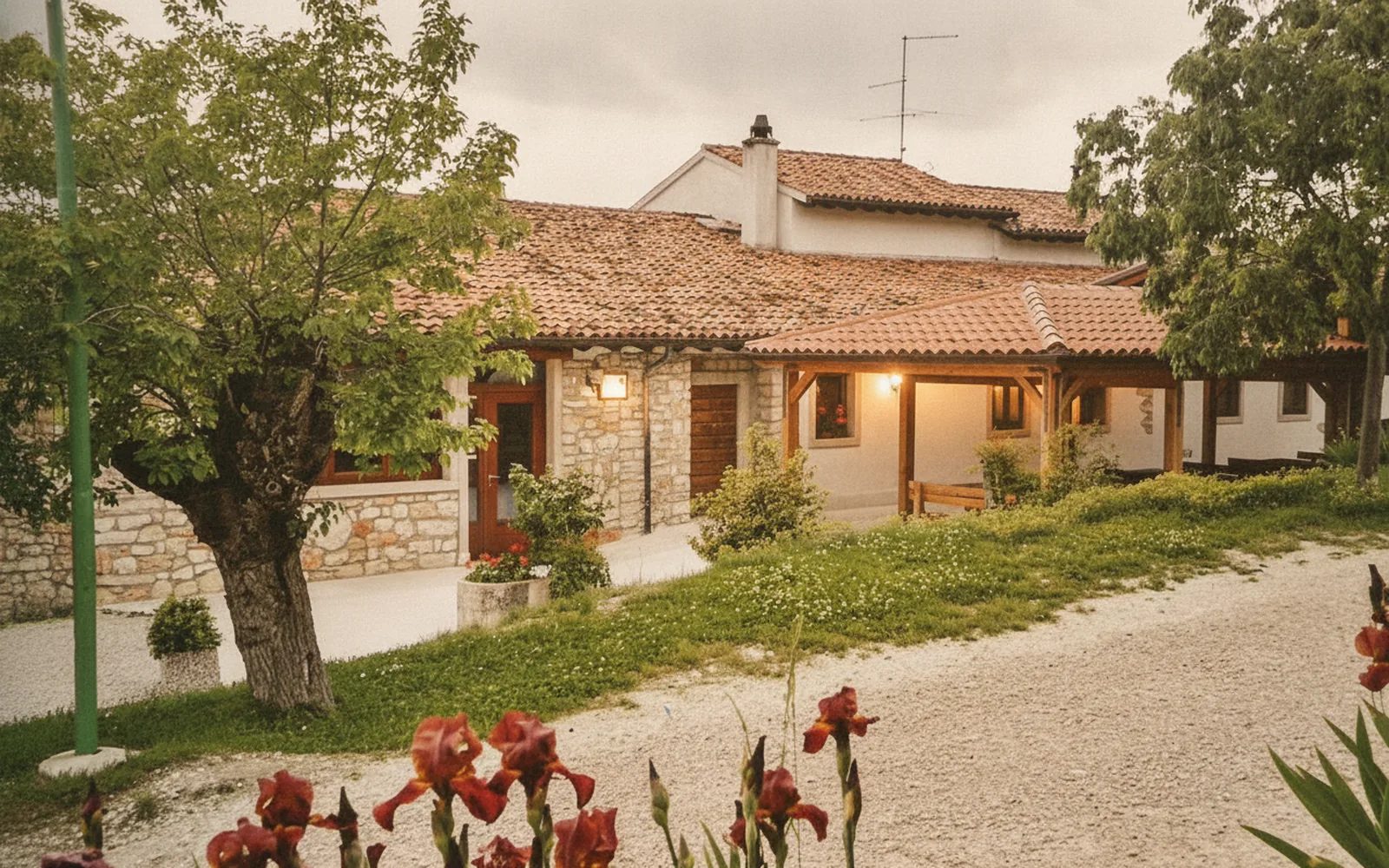 Esterni di Agriturismo Corte Maccini, Verona (foto 5)
